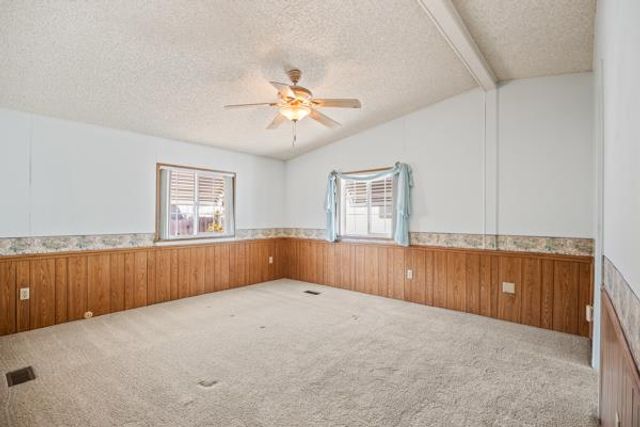 1551 6th #179 Avenue, Kingsburg, CA 93631