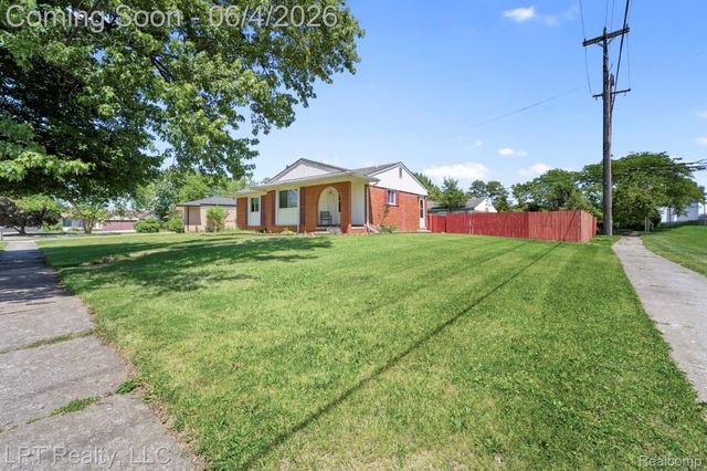 18181 Winwood Court, Brownstown Charter Township, MI 48193