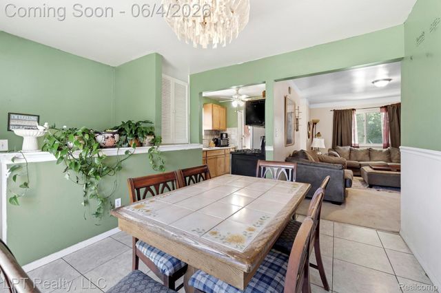 18181 Winwood Court, Brownstown Charter Township, MI 48193