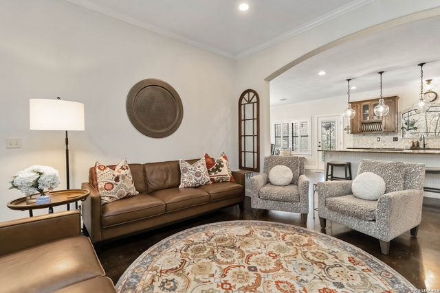 412 ELMWOOD DR, New Braunfels, TX 78130