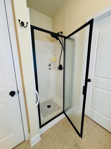 14 Lullaby Lane, Freeport, FL 32439