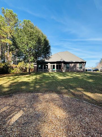 14 Lullaby Lane, Freeport, FL 32439