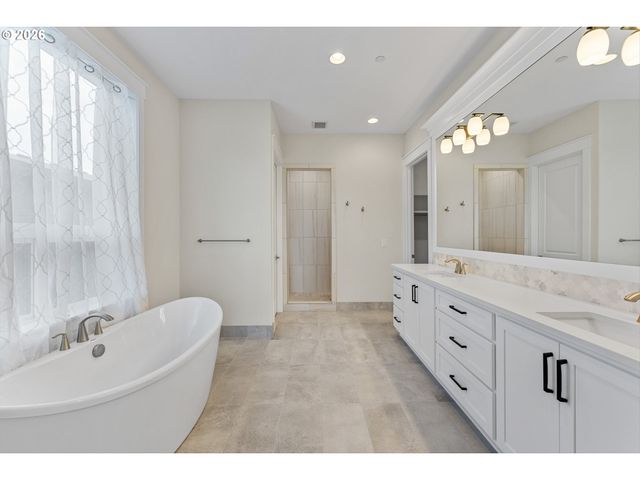 18206 Ne 87TH Way, Vancouver, WA 98682