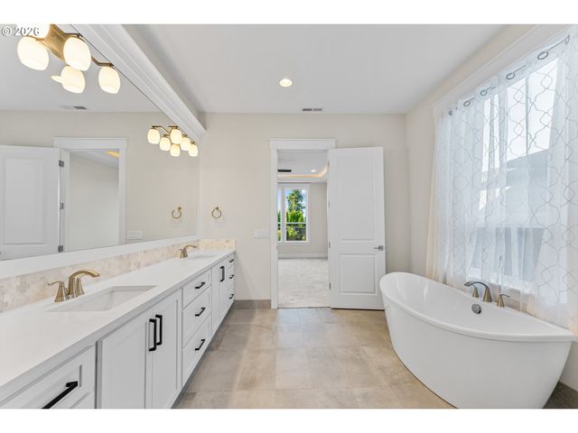 18206 Ne 87TH Way, Vancouver, WA 98682