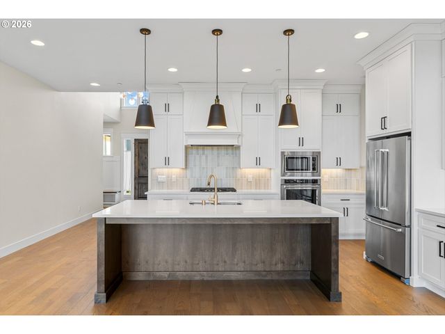 18206 Ne 87TH Way, Vancouver, WA 98682