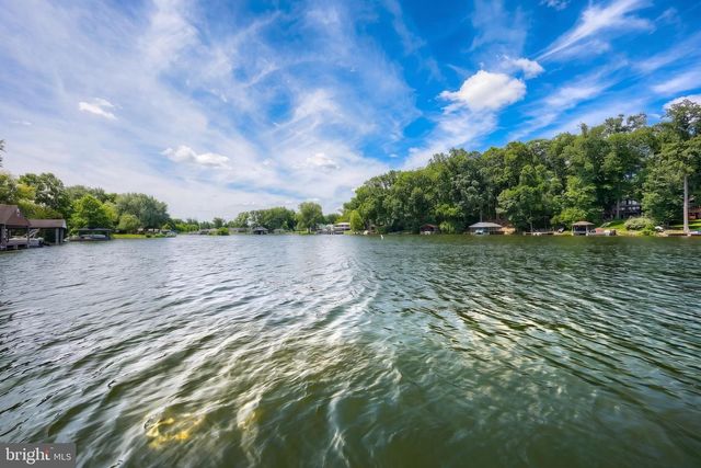 29 BRAGG DR, East Berlin, PA 17316