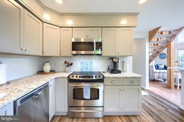 29 BRAGG DR, East Berlin, PA 17316