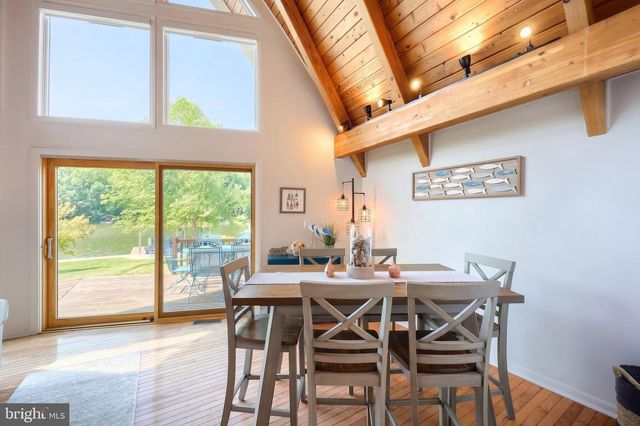 29 BRAGG DR, East Berlin, PA 17316