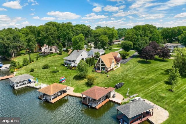 29 BRAGG DR, East Berlin, PA 17316