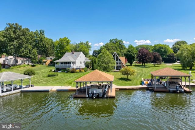 29 BRAGG DR, East Berlin, PA 17316