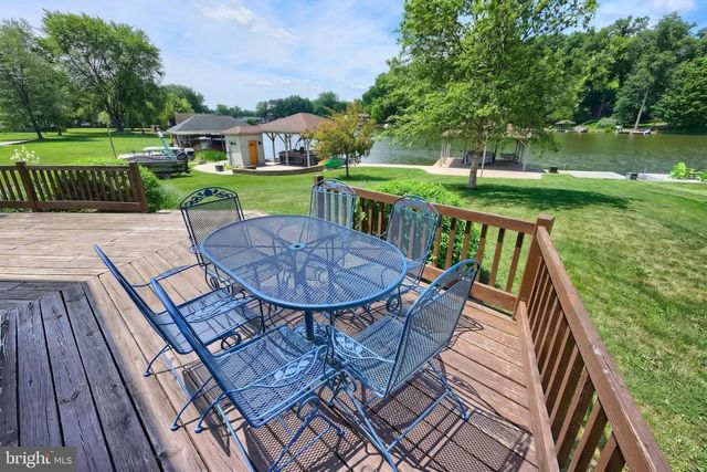 29 BRAGG DR, East Berlin, PA 17316