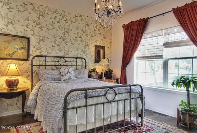 43 Timbira Dr, Wilton, NY 12831