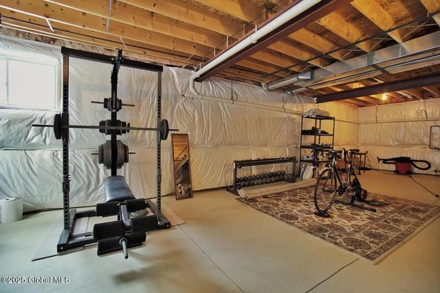 43 Timbira Dr, Wilton, NY 12831