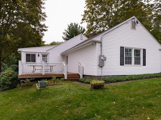 35 Vista Dr, Shrewsbury, MA 01545