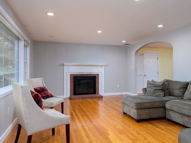 35 Vista Dr, Shrewsbury, MA 01545