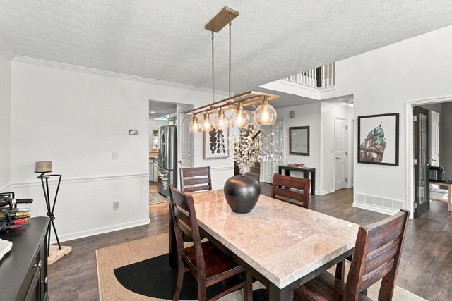 6489 Hermitage Drive, Westerville, OH 43082