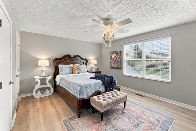 6489 Hermitage Drive, Westerville, OH 43082