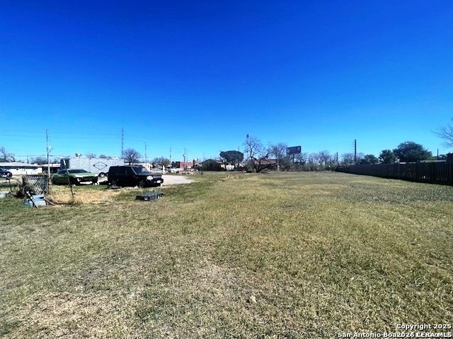 2122 E SouthCross Blvd 1, San Antonio, TX 78223