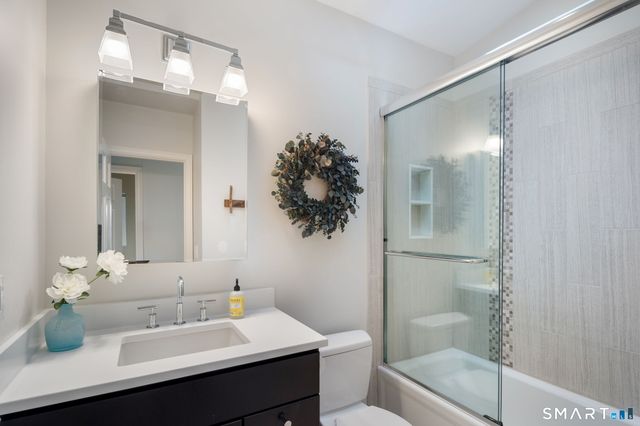 12 Splitrock Road, Norwalk, CT 06854