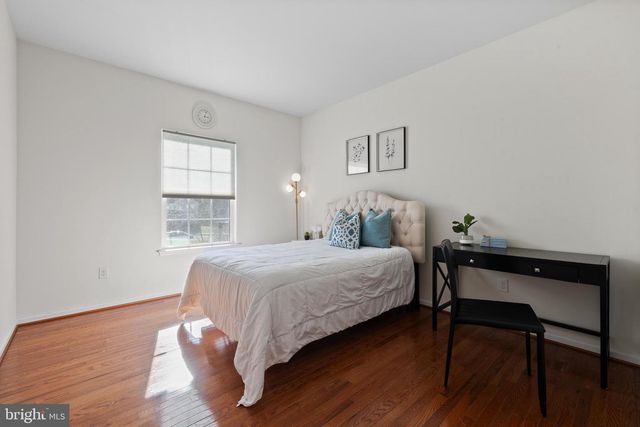 545 DELAWARE DR, Sellersville, PA 18960