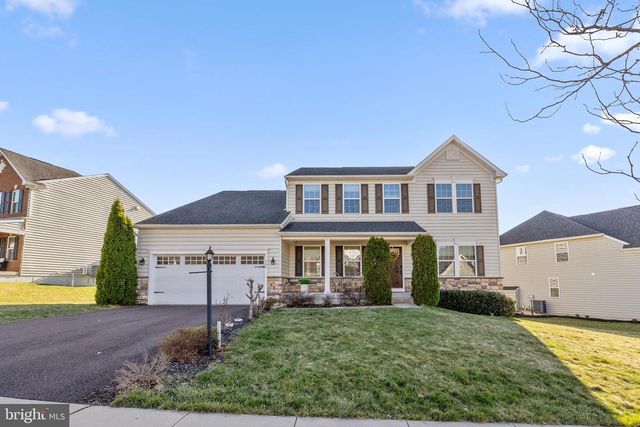 545 DELAWARE DR, Sellersville, PA 18960