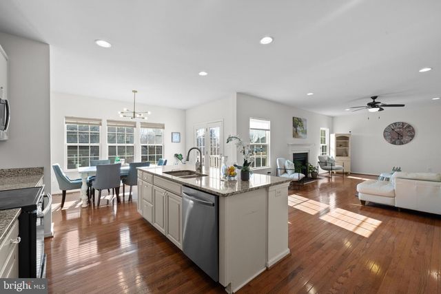 545 DELAWARE DR, Sellersville, PA 18960