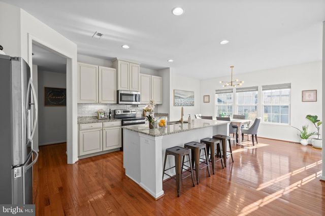 545 DELAWARE DR, Sellersville, PA 18960