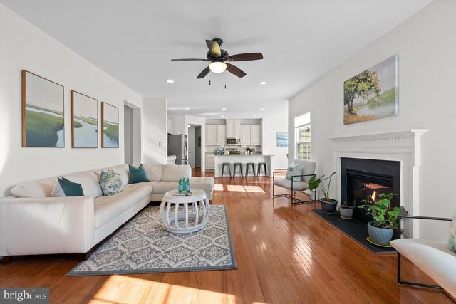 545 DELAWARE DR, Sellersville, PA 18960