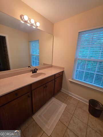 8100 Burkhalter Road APT 503, Statesboro, GA 30461