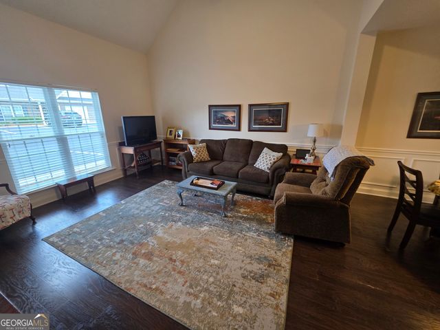 8100 Burkhalter Road APT 503, Statesboro, GA 30461