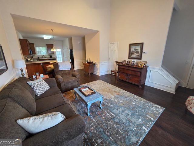 8100 Burkhalter Road APT 503, Statesboro, GA 30461