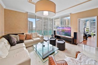 950 Brickell Bay Dr 1211, Miami, FL 33131