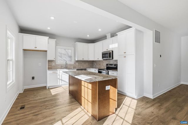 1439 ORCHARD DR, Crozet, VA 22932