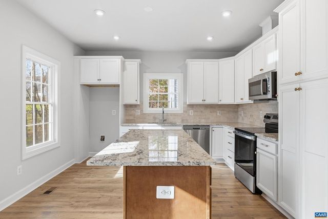 1439 ORCHARD DR, Crozet, VA 22932