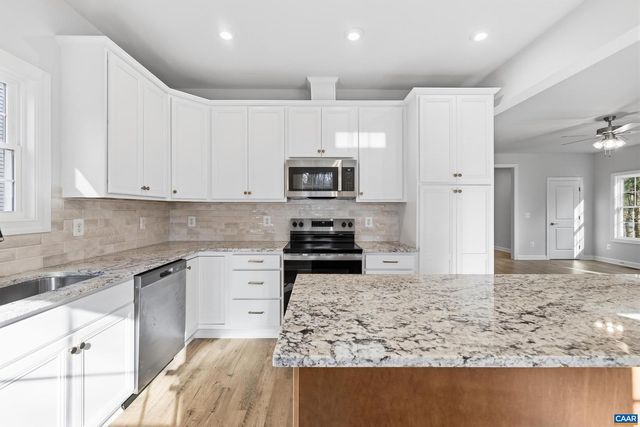 1439 ORCHARD DR, Crozet, VA 22932