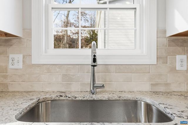 1439 ORCHARD DR, Crozet, VA 22932