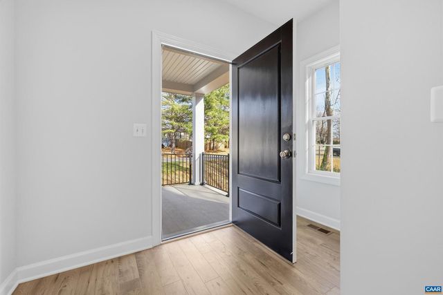 1439 ORCHARD DR, Crozet, VA 22932