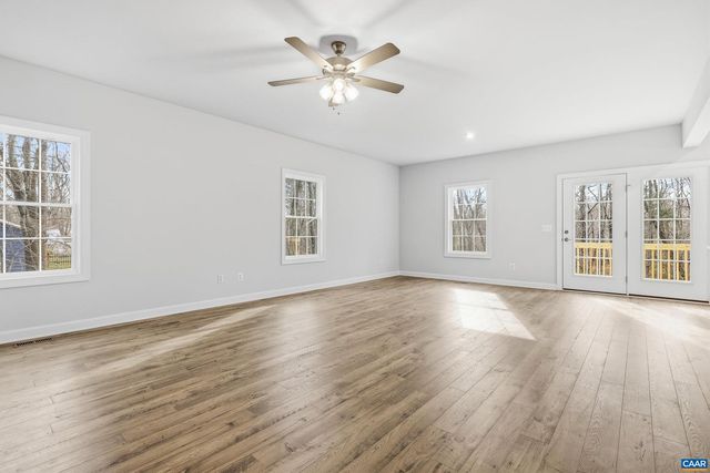 1439 ORCHARD DR, Crozet, VA 22932