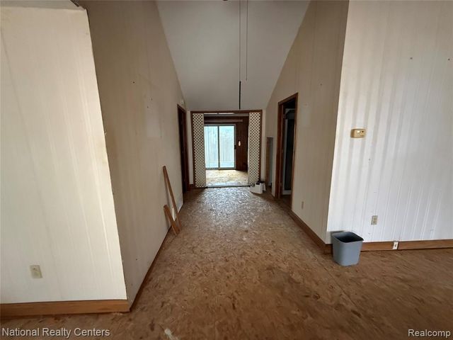 269 W M-61, Gladwin, MI 48624