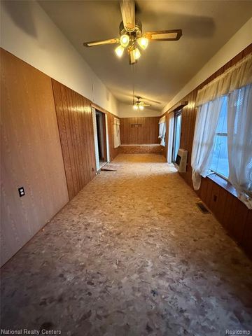 269 W M-61, Gladwin, MI 48624