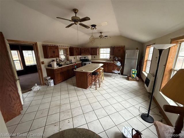 269 W M-61, Gladwin, MI 48624