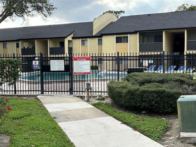 946 LAKE DESTINY ROAD D, Altamonte Springs, FL 32714