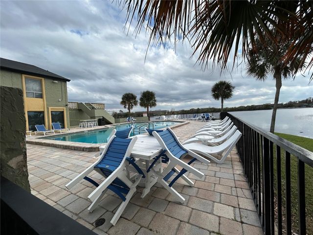 946 LAKE DESTINY ROAD D, Altamonte Springs, FL 32714