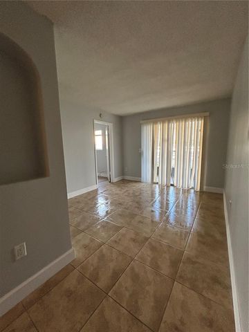 946 LAKE DESTINY ROAD D, Altamonte Springs, FL 32714