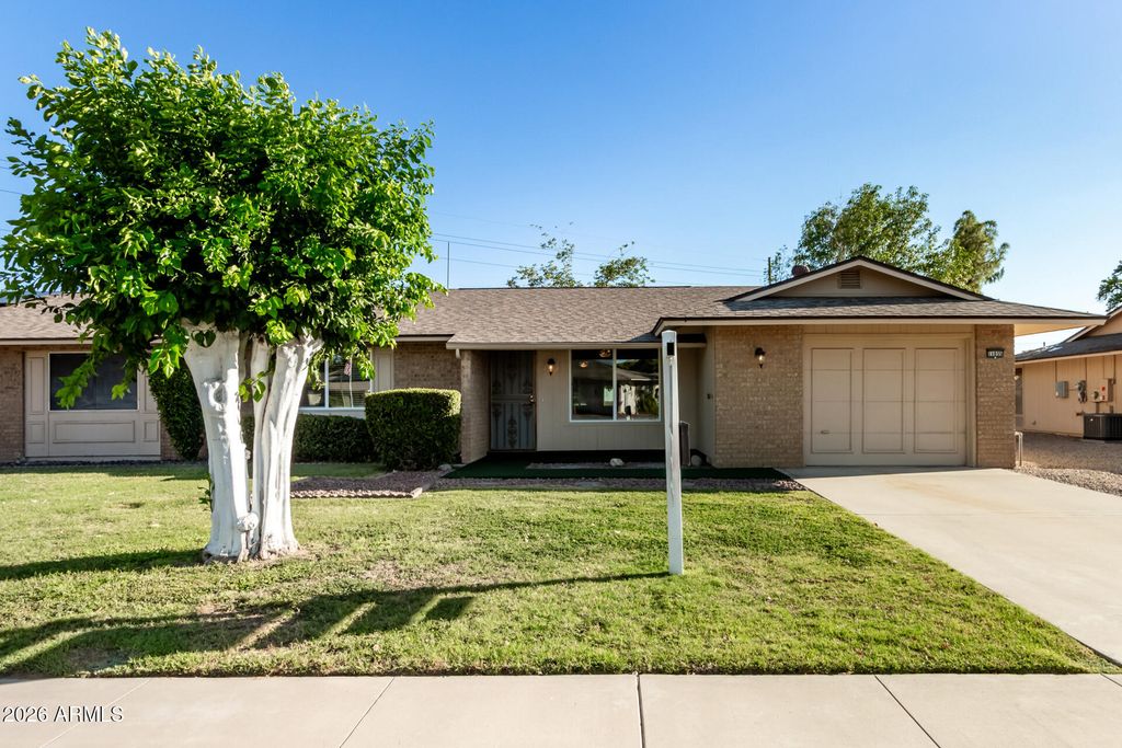 11035 W TONADA Drive, Sun City, AZ 85351 — exterior