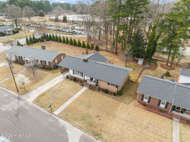 114 Azalea Drive, Greenville, NC 27858