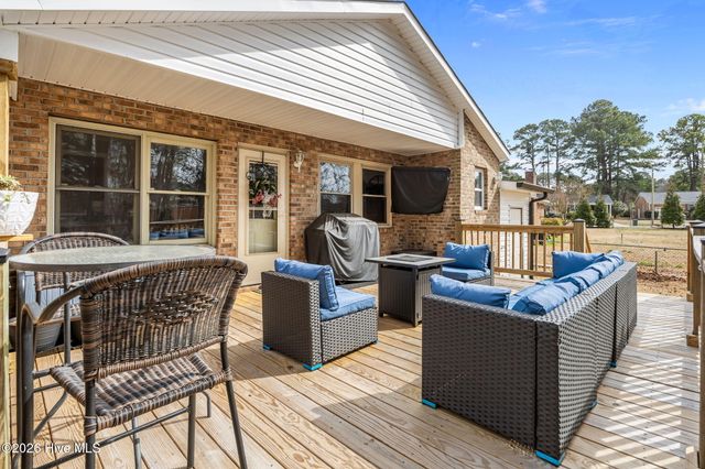 114 Azalea Drive, Greenville, NC 27858