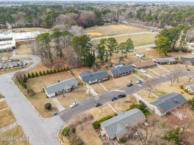 114 Azalea Drive, Greenville, NC 27858