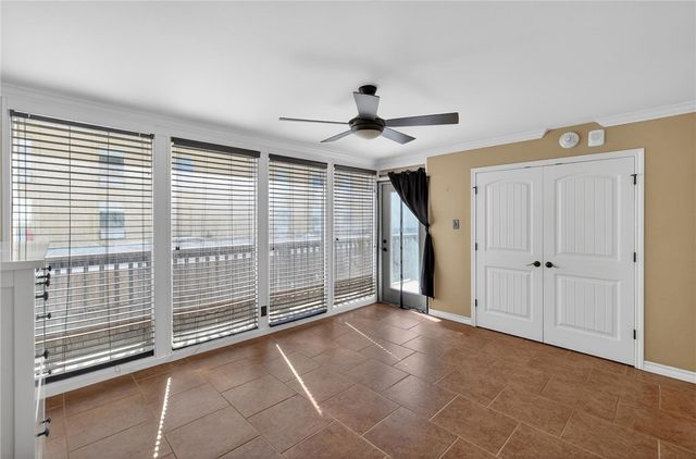 15002 WINDWARD Dr 207, Corpus Christi, TX 78418