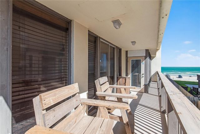 15002 WINDWARD Dr 207, Corpus Christi, TX 78418